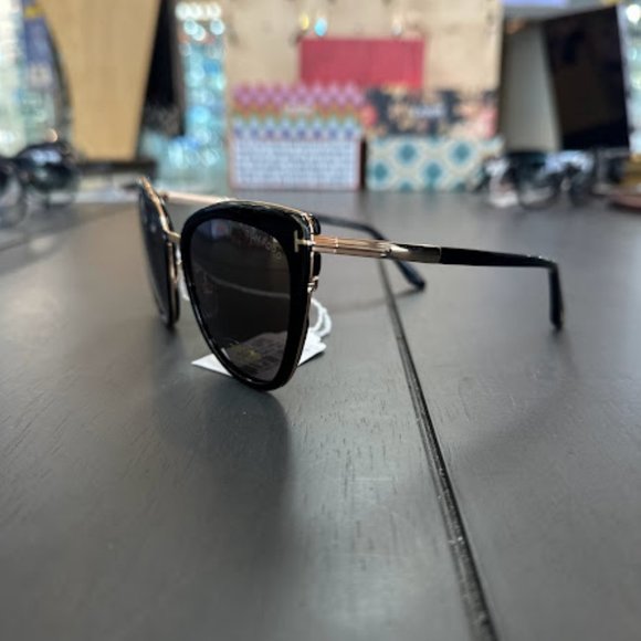 Tom Ford Simona FT0717 - Picture 2 of 4